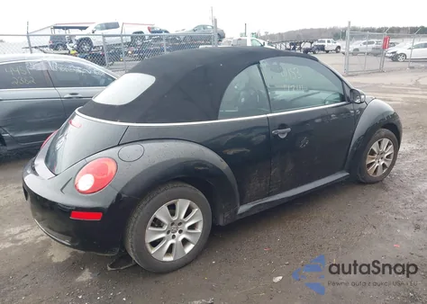 2008 Volkswagen New Beetle S z USA, uszkodzony, nr VIN 3VWPF31Y48M407716
